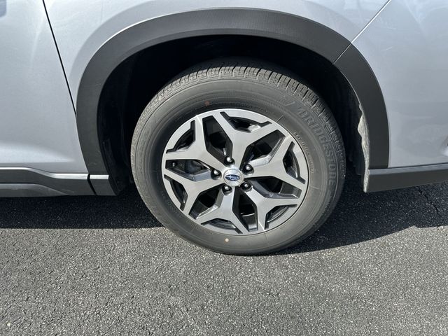 Certified Used 2024 Silver Subaru Premium image 21