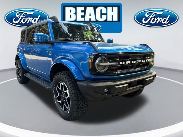 Blue Metallic 2021 Ford Bronco SUV / Crossover Four-Wheel Drive Automatic