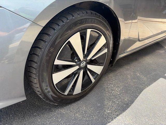 2022 Nissan Altima 2.5 SV Gray at Carlisle Cadillac Buick GMC