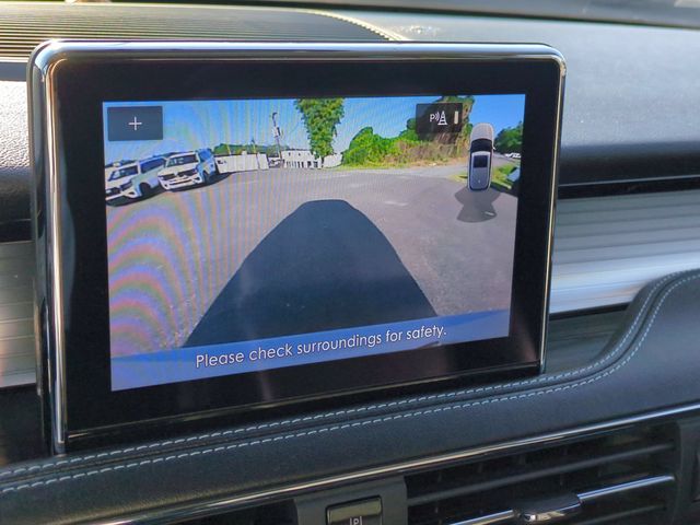 Used 2020 White Lincoln Standard image 22