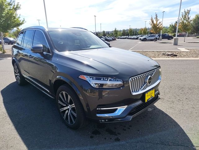 2024 Volvo XC90 B6 Plus Bright Theme