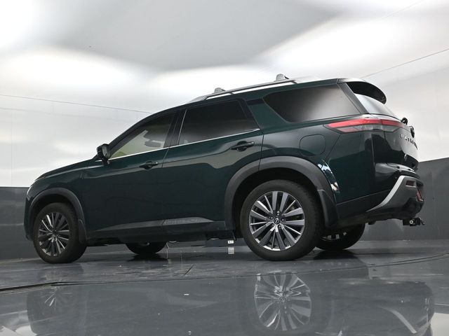 2023 Nissan Pathfinder SL Black at Community Toyota