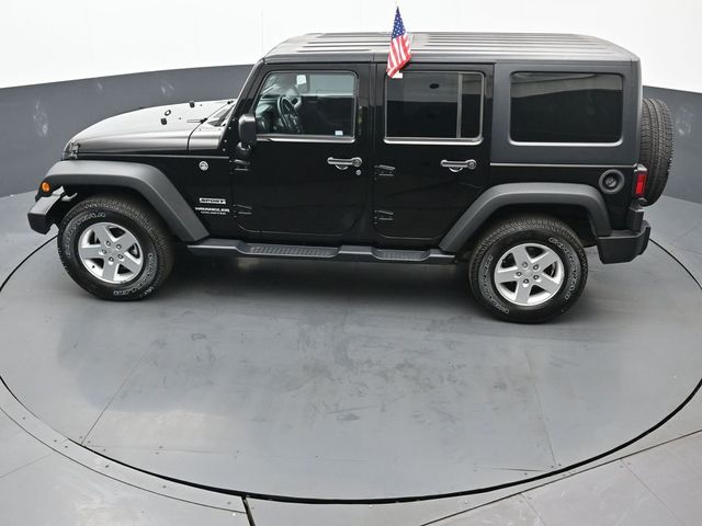 2017 Jeep Wrangler Unlimited Sport 33