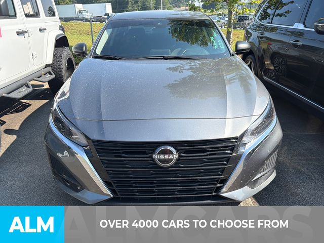 Used 2025 Gray Nissan 2.5 SV image 2