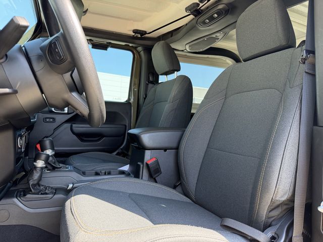 2025 Jeep Wrangler Sport Green at River Oaks CDJR