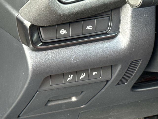Certified Used 2024 Beige Mazda 2.5 Carbon Turbo image 28