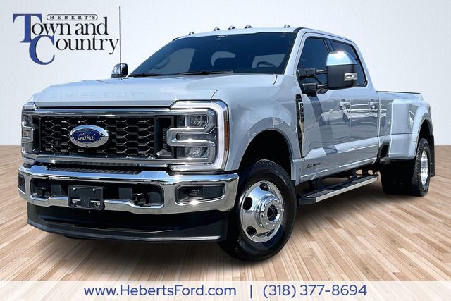 2026 Ford F-350 Super Duty Lariat Crew Cab LB DRW 4WD