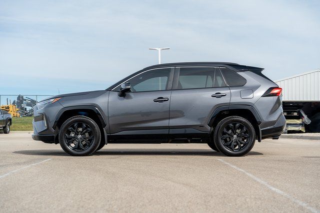 2023 Toyota RAV4 Hybrid XSE 4