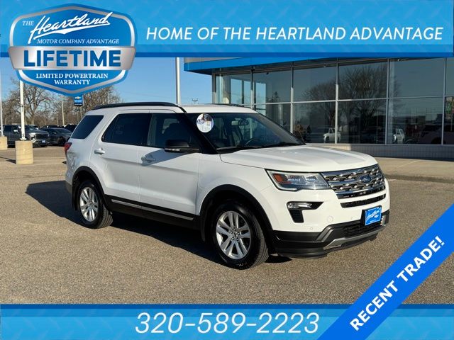 Oxford White 2018 Ford Explorer XLT AWD SUV / Crossover All-Wheel Drive 6-Speed Automatic