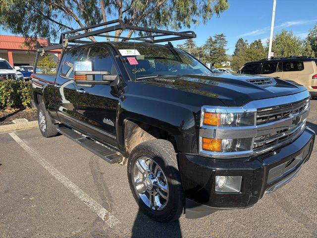 2018 Chevrolet Silverado 2500HD High Country Crew Cab 4WD