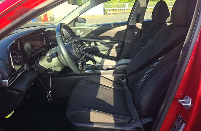 Used 2021 Hyundai Elantra Sedan