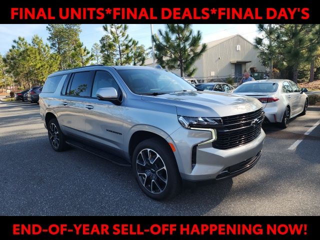 2024 Chevrolet Suburban RST's photo