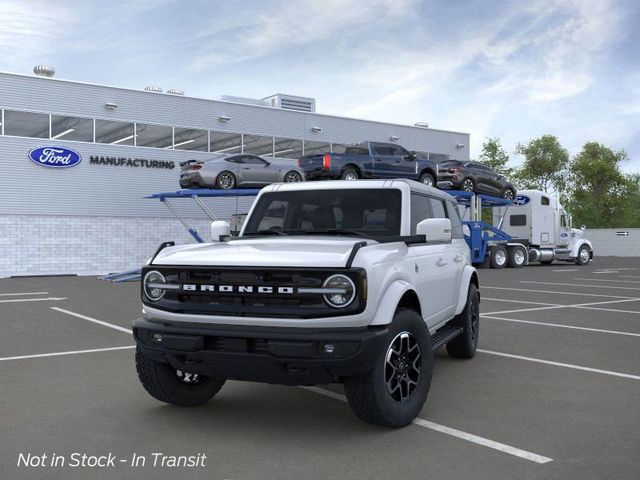 2024 Ford Bronco Outer Banks 3