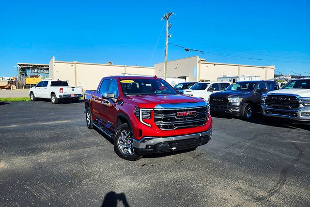 2026 GMC Sierra 1500 SLT Crew Cab 4WD