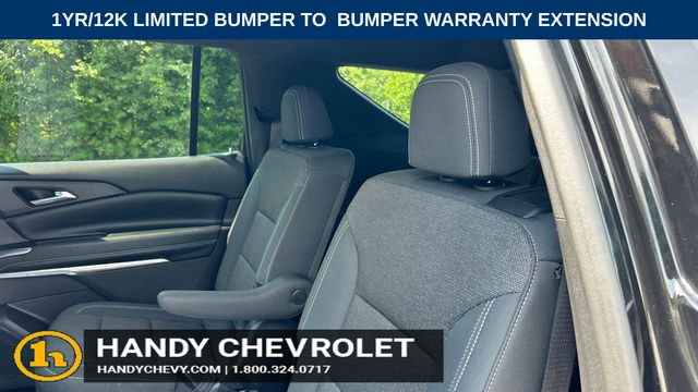 Used 2025 Chevrolet Traverse SUV