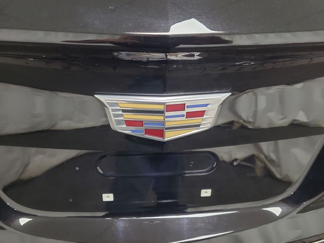 2021 – Cadillac – XT4