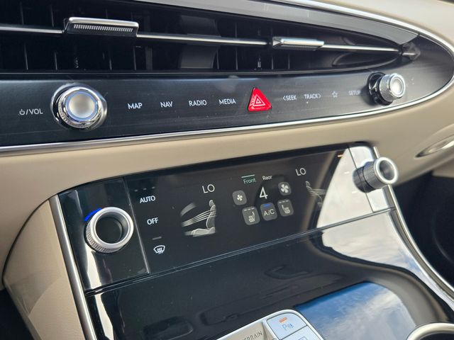 2027 Genesis Gv70