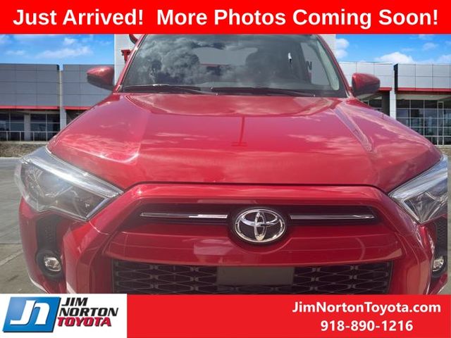 2024 Toyota 4Runner SR5 7