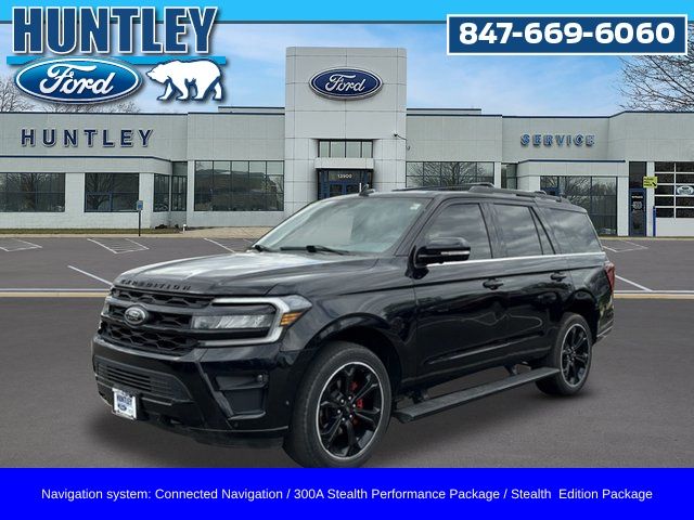 Black Metallic 2022 Ford Expedition SUV / Crossover Four-Wheel Drive Automatic