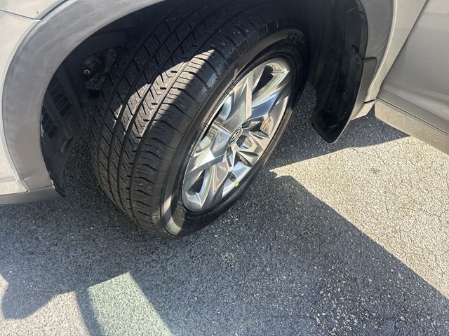 Used 2019 Silver Toyota Limited image 35