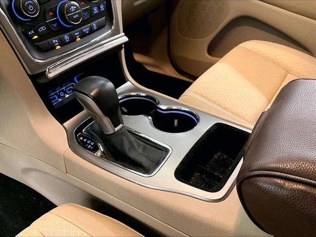 2021 Jeep Grand Cherokee Laredo E White at Auto Express Mitsubishi