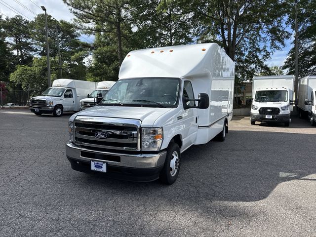 New 2027 White Ford 16FT BOX/RAMP image 4