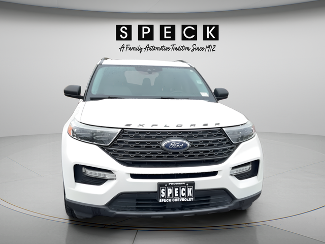 White 2021 Ford Explorer XLT AWD SUV / Crossover All-Wheel Drive Automatic