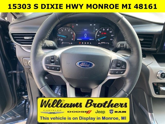 2022 Ford Explorer XLT - Stone Blue Metallic exterior view 16