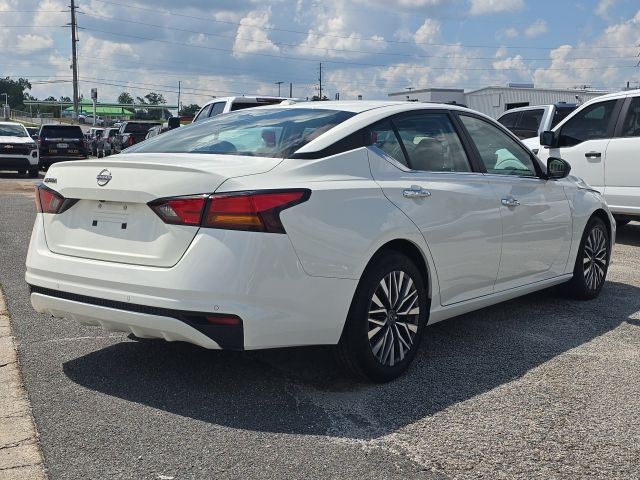 2025 Nissan Altima 2.5 SV:B02427