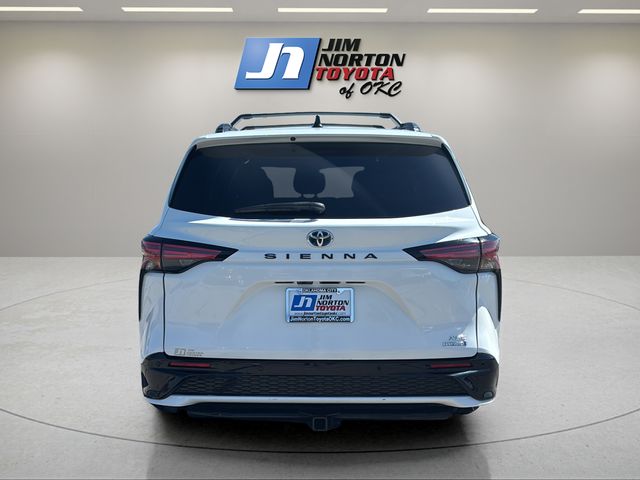 Used 2022 Toyota Sienna Van
