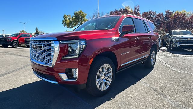 2024 GMC Yukon Denali 8