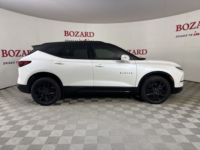 2024 Iridescent Pearl Tricoat Chevrolet Blazer RS FWD SUV