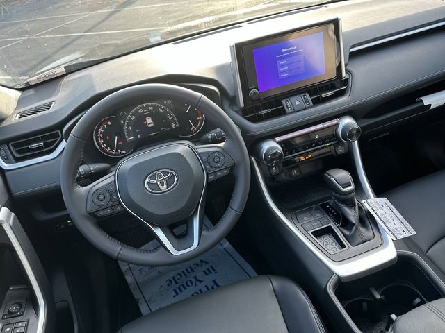 2024 Toyota RAV4 XLE Premium 13