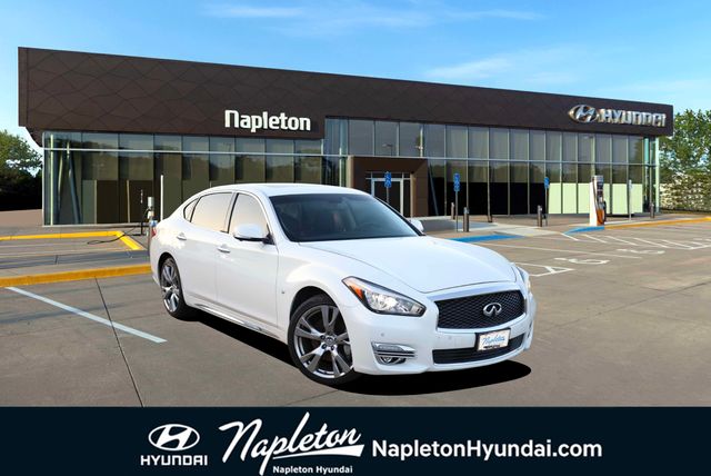 2015 INFINITI Q70L 3.7 RWD