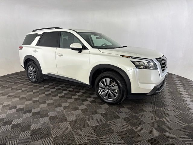 2024 Nissan Pathfinder SV FWD