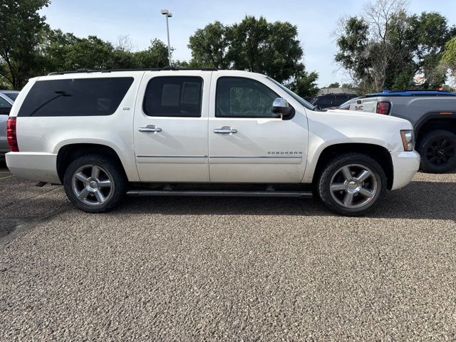 2013 White Diamond Clearcoat Chevrolet Suburban 1500 LTZ 4X4 SUV