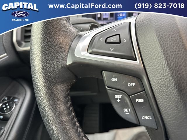 Used 2023 White Ford SEL image 24