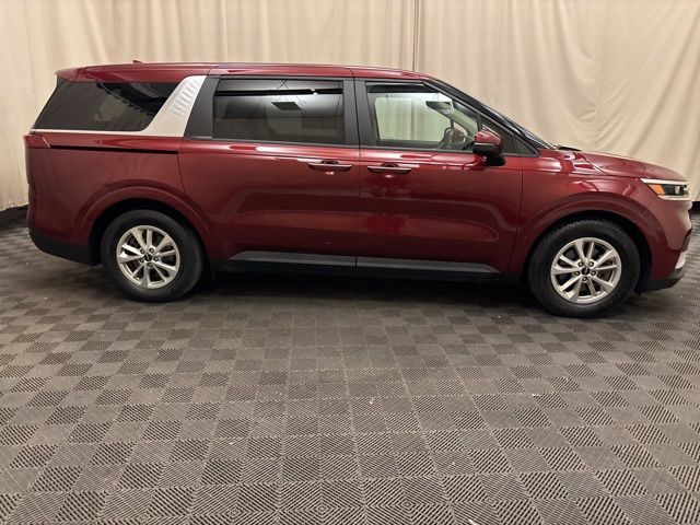 2024 Kia Carnival LX - Image 4