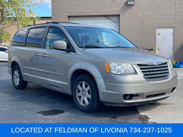 Used 2009 Chrysler Town & Country For Sale in Muncie, IN