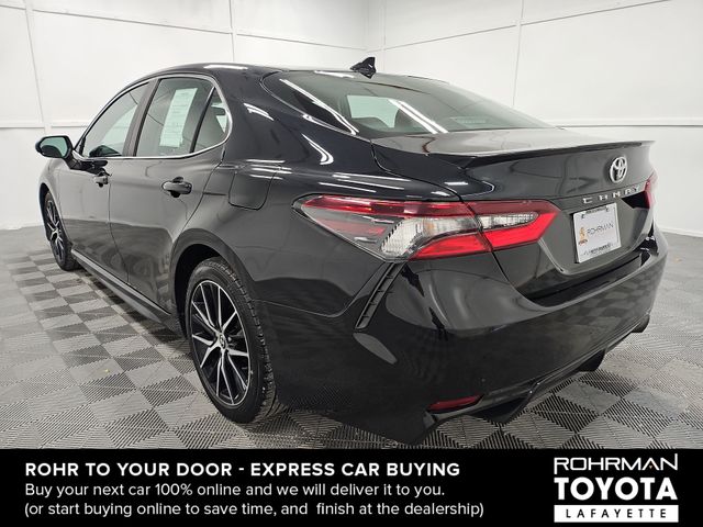 2021 Toyota Camry SE 4