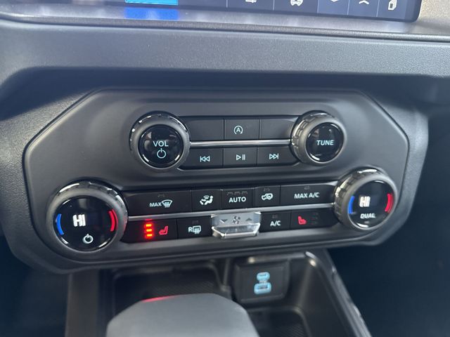 new 2025 Ford Bronco car, priced at $45,788