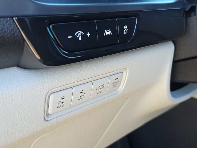 2024 Kia Carnival SX Prestige:L43825A