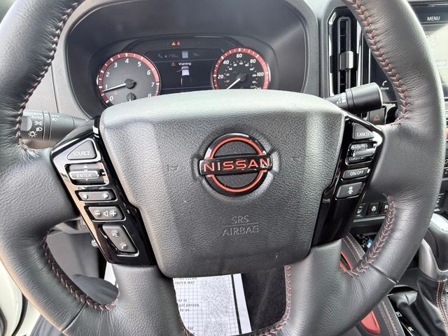 2025 Nissan Frontier PRO-4X - 11