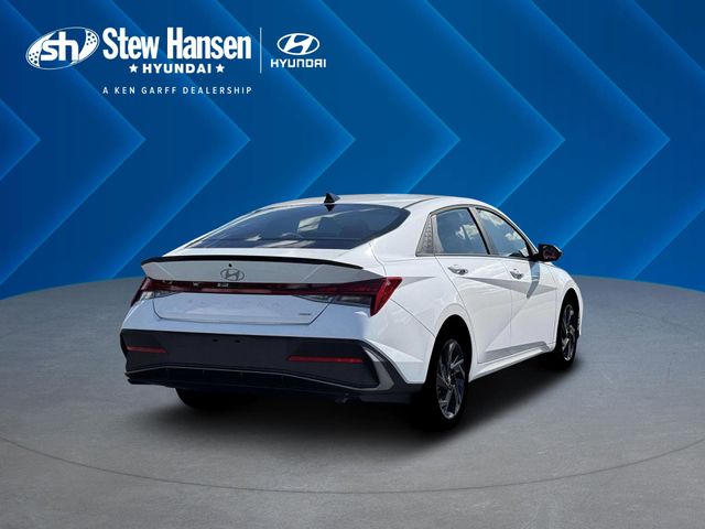 New 2026 White Hyundai SEL Sport image 7