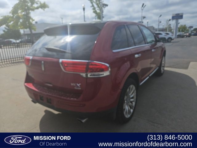 2013 Lincoln MKX Base 5