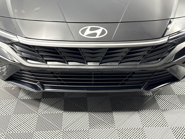 Used 2025 Hyundai Elantra Hybrid For Sale in Indianapolis, IN