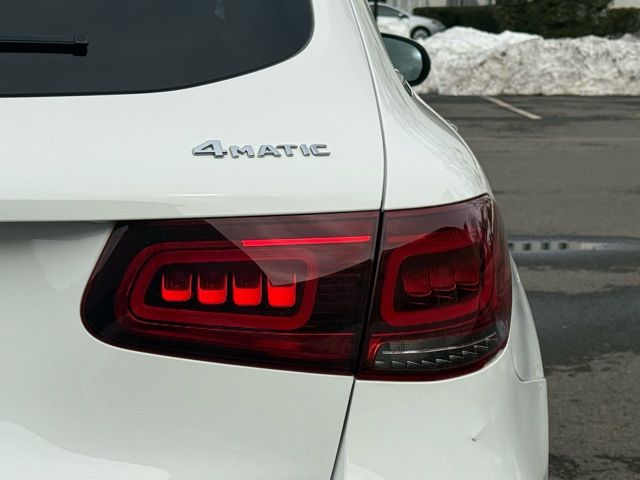 2022 Mercedes-Benz GLC