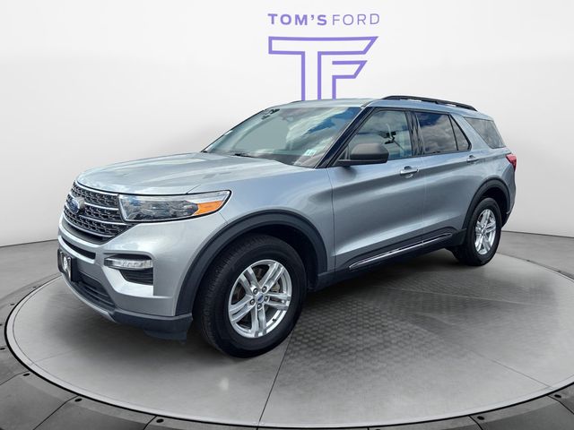 Silver Metallic 2023 Ford Explorer SUV / Crossover All-Wheel Drive Automatic
