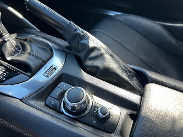 Used 2025 Black Mazda Grand Touring image 27