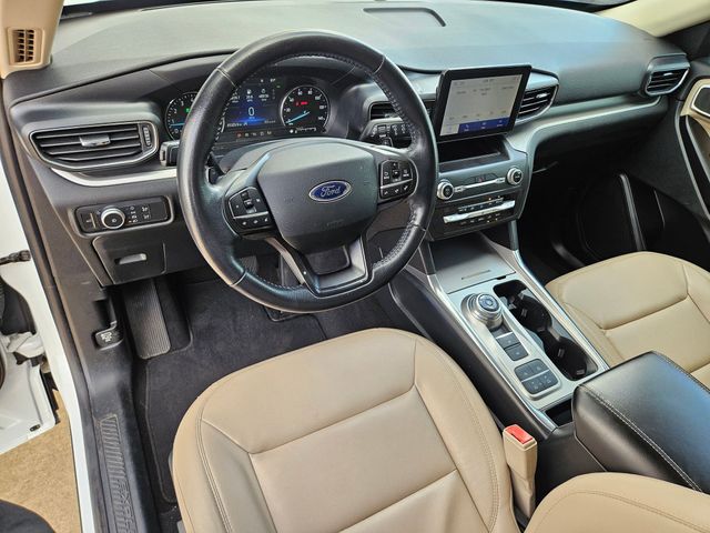 Used 2020 White Ford XLT image 13